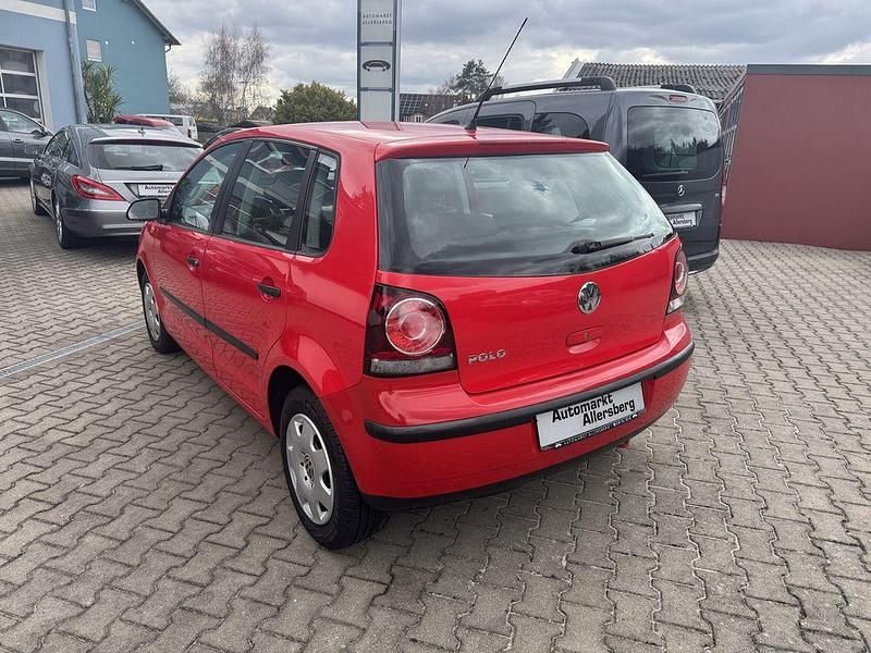 Gebraucht VW Polo 54 PS (39 kW) 2006 Rot Limousine
