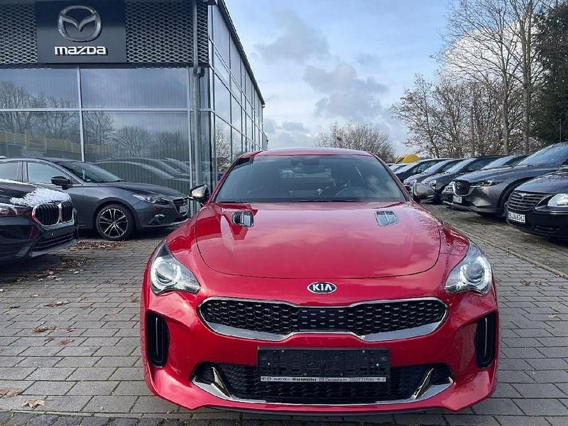 Gebraucht Kia Stinger GT-Line 245 PS (180 kW) 2018 Rot Kleinwagen