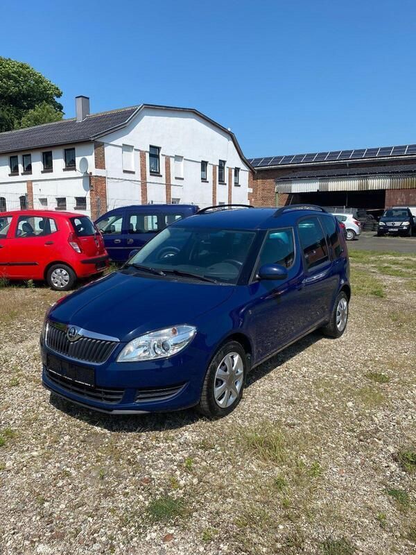 Blau Gebraucht 2014 Skoda Roomster Ambition Kombi | 6.500 € (Etwas zu teuer) - Bild 1/4