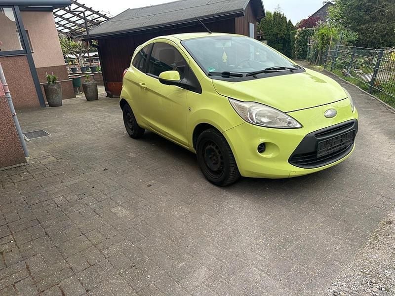 Usata Ford Ka 60 CV (44 kW) 2011 Verde Utilitaria