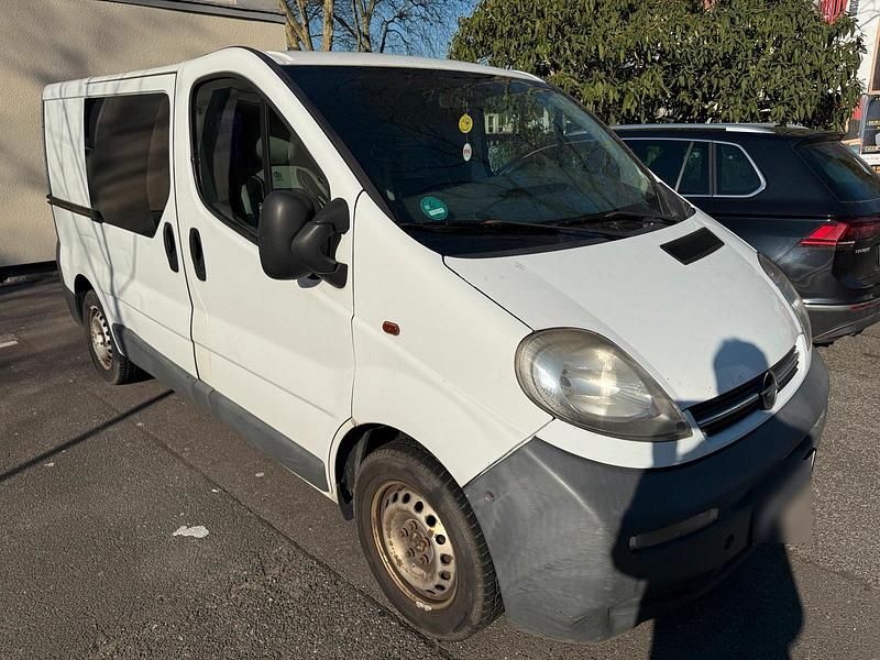 Gebraucht Opel Vivaro 2005 Weiß Van / Kleinbus