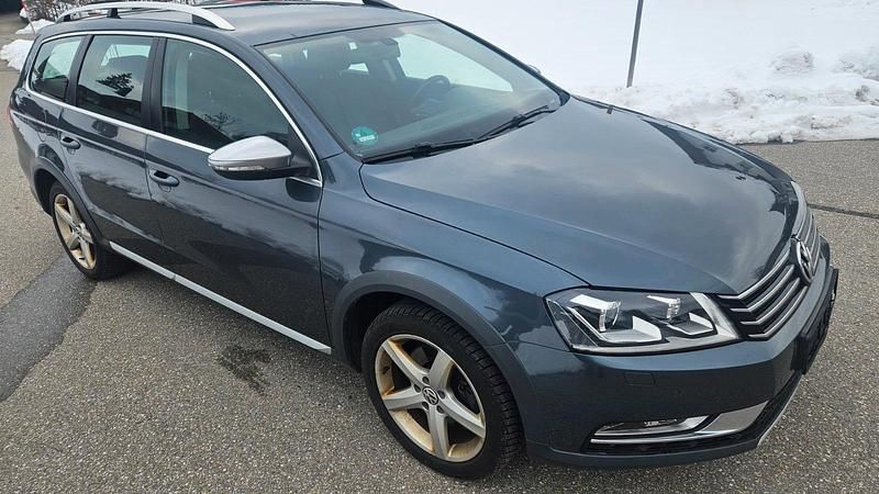 Gebraucht VW Passat Alltrack 140 PS (102 kW) 2012 Grau Kombi