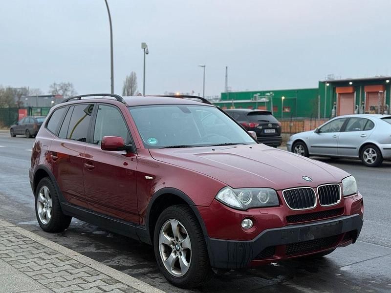 Rot Gebraucht 2009 BMW X3 Efficient Dynamics SUV | 3.999 € (Superpreis) - Bild 1/4