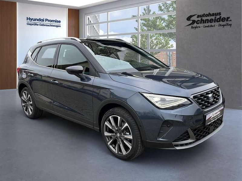 Gebraucht Seat Arona FR 150 PS (110 kW) 2024 Grau SUV