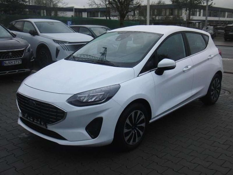 Gebraucht Ford Fiesta Titanium 125 PS (91 kW) 2024 Frostweiß Kleinwagen
