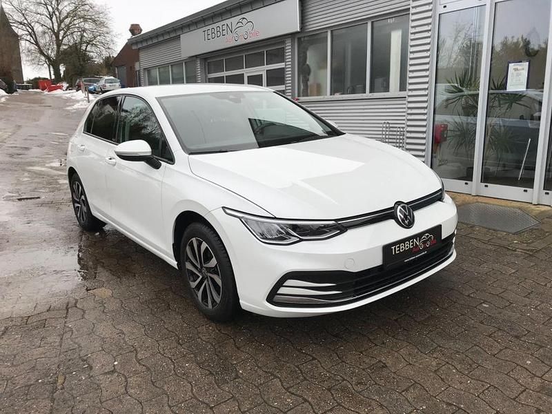 Gebraucht VW Golf VIII Active 110 PS (80 kW) 2022 Oryxweiss Limousine