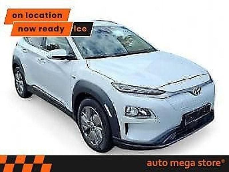 Gebraucht Hyundai Kona Advantage 100 kW (136 PS) 2021 Chalk white / met SUV