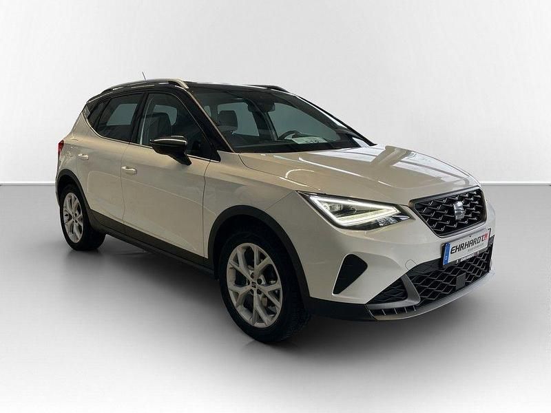 Gebraucht Seat Arona FR 150 PS (110 kW) 2023 Weiß SUV