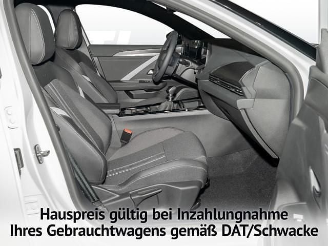Neu Opel Astra 131 PS (96 kW) 2025 Weiß Kombi