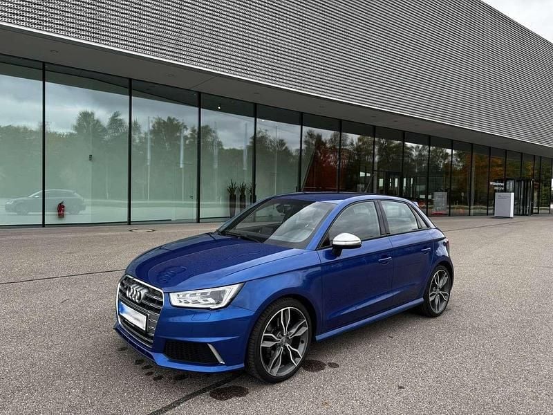 Blau Gebraucht 2015 Audi S1 Sportback Kleinwagen | 20.500 € (Fairer Preis) - Bild 1/4