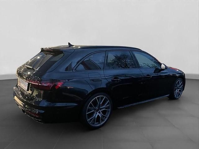 Gebraucht Audi A4 S-Line 204 PS (150 kW) 2024 Mythosschwarz metallic Kombi