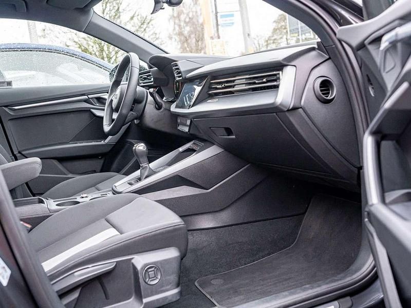 Gebraucht Audi A3 Advanced Plus 116 PS (85 kW) 2025 Manhattangrau metallic Limousine