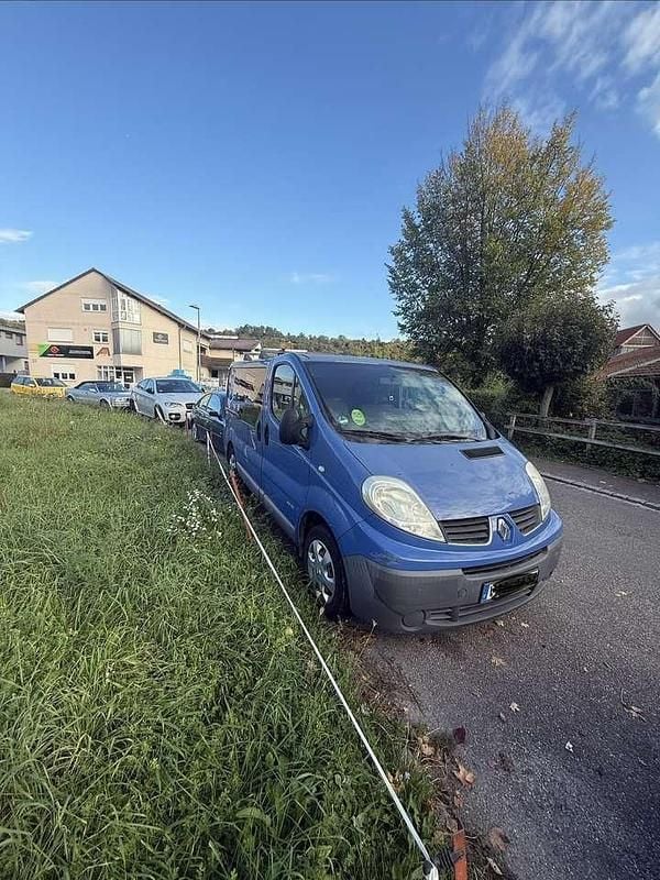 Gebraucht Renault Trafic 114 PS (83 kW) 2012 Blau Van / Kleinbus