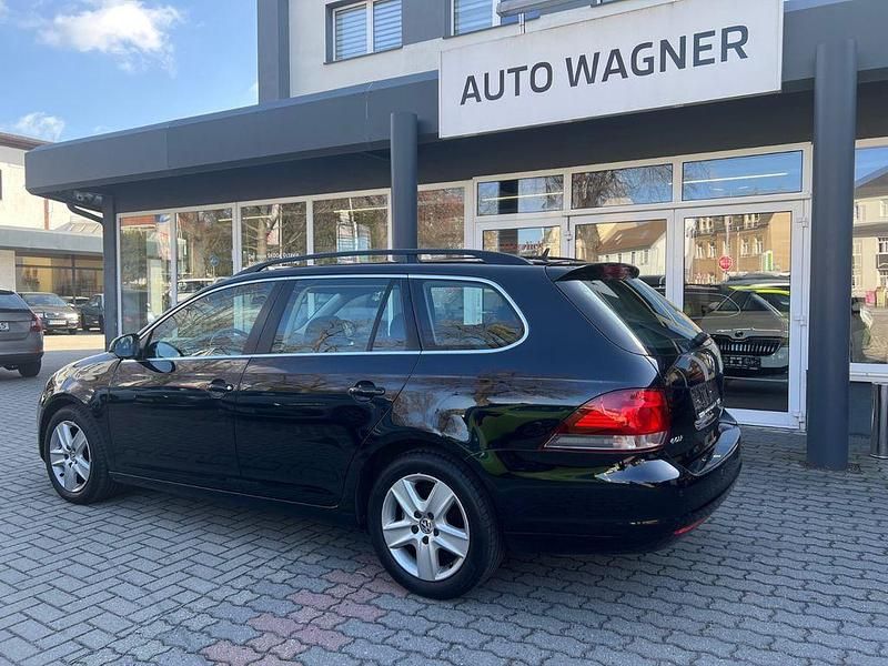 Gebraucht VW Golf VI 102 PS (75 kW) 2010 Schwarz Kleinwagen