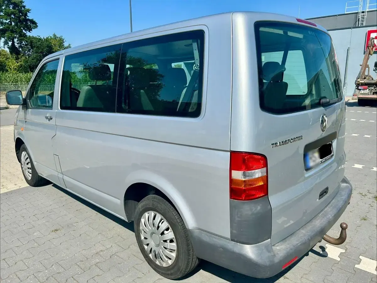 Gebraucht VW Caravelle 131 PS (96 kW) 2007 Silber Van