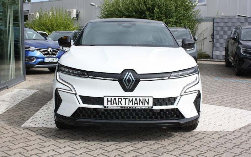 Andere farbe Gebraucht 2022 Renault Mégane Techno Limousine | 29.950 € (Fairer Preis) - Bild 1/3