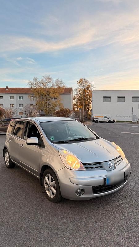 Silber Gebraucht 2008 Nissan Note Limousine | 4.299 € (Fairer Preis) - Bild 1/4