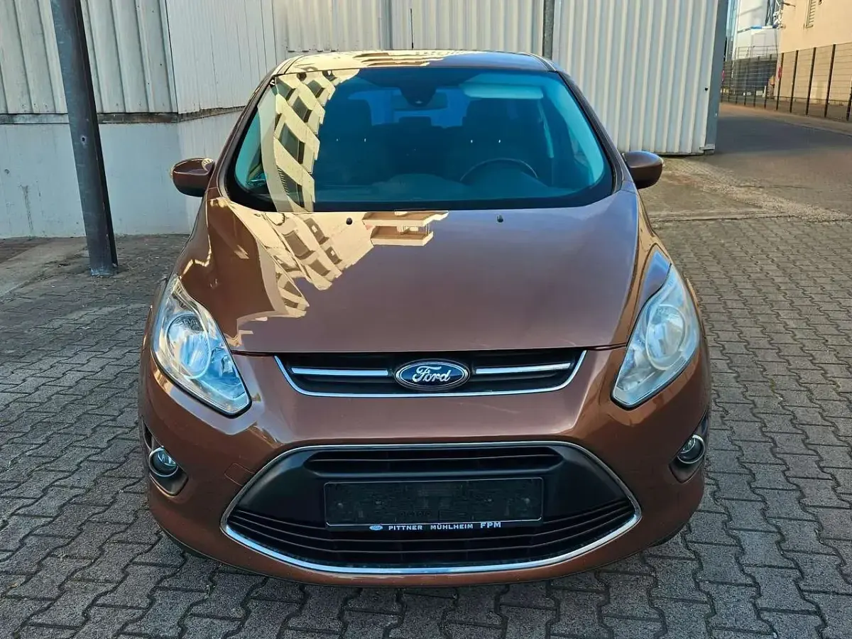 Gebraucht Ford C-MAX SYNC Edition 150 PS (110 kW) 2014 Canyonbraun (metallic) Van / Kleinbus