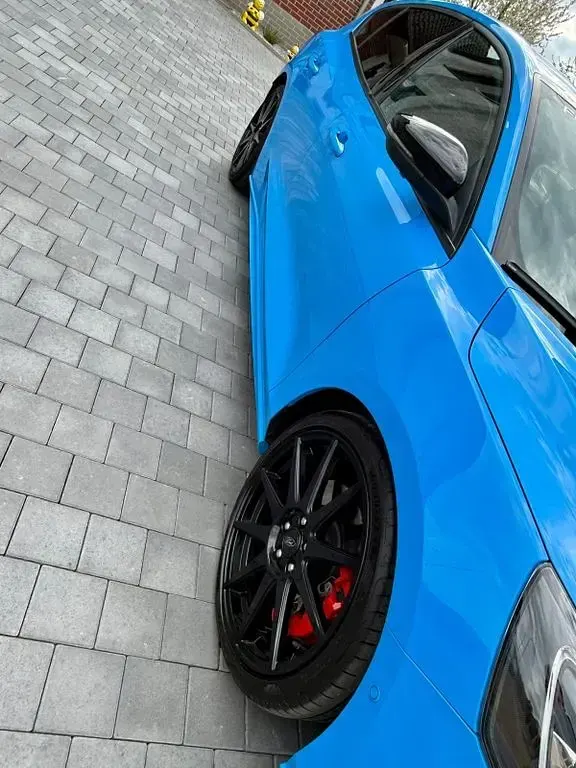 Używany Ford Focus ST 280 KM (205 kW) 2023 Niebieski Sedan/Limuzyna