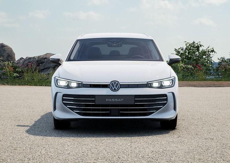 Gebraucht VW Passat Business 150 PS (110 kW) 2025 Außenfarbe: Kombi