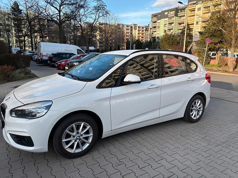 Gebraucht BMW 218 150 PS (110 kW) 2016 Weiß Kombi