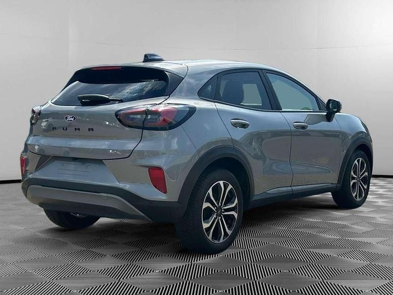 Gebraucht Ford Puma Titanium 125 PS (91 kW) 2024 Solarsilber SUV