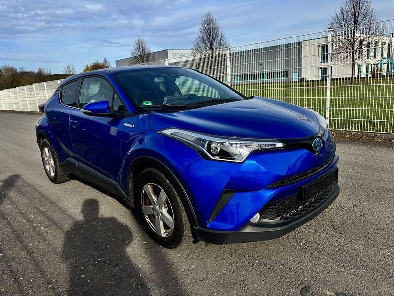 Gebraucht Toyota C-HR Team 98 PS (72 kW) 2018 Blau SUV
