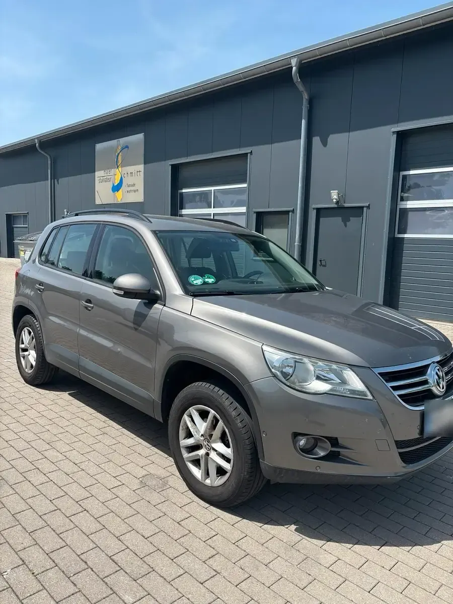 Gebraucht VW Tiguan 150 PS (110 kW) 2009 Grau SUV