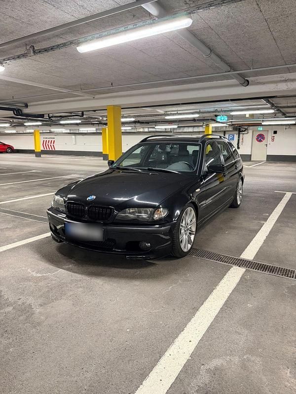 Gebraucht BMW 320 Performance 150 PS (110 kW) 2004 Schwarz Kombi