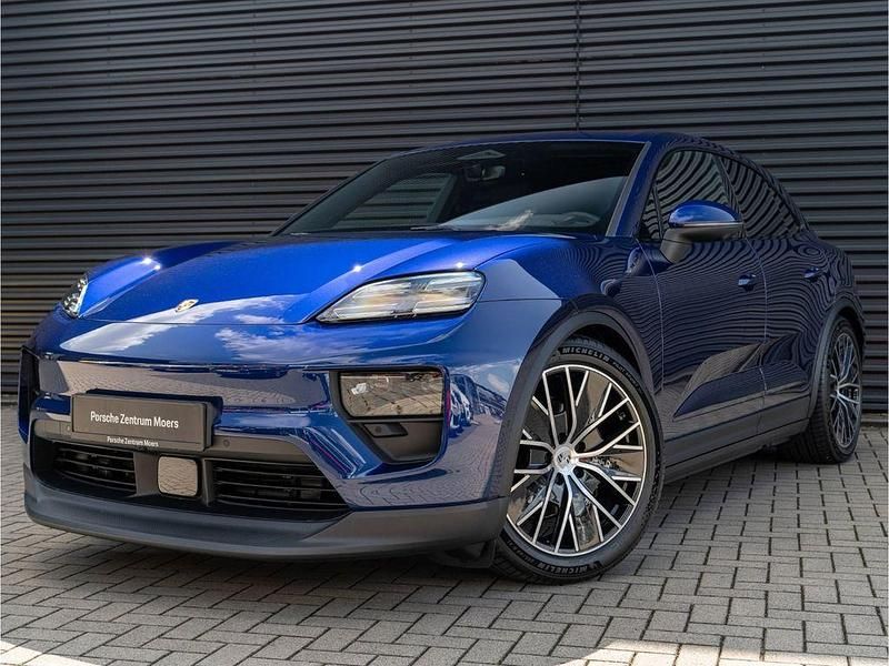 Dunkelblau Gebraucht 2025 Porsche Macan SUV | 87.900 € (Fairer Preis) - Bild 1/4