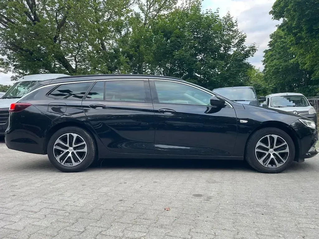 Gebraucht Opel Insignia Edition 136 PS (100 kW) 2018 Schwarz Kombi