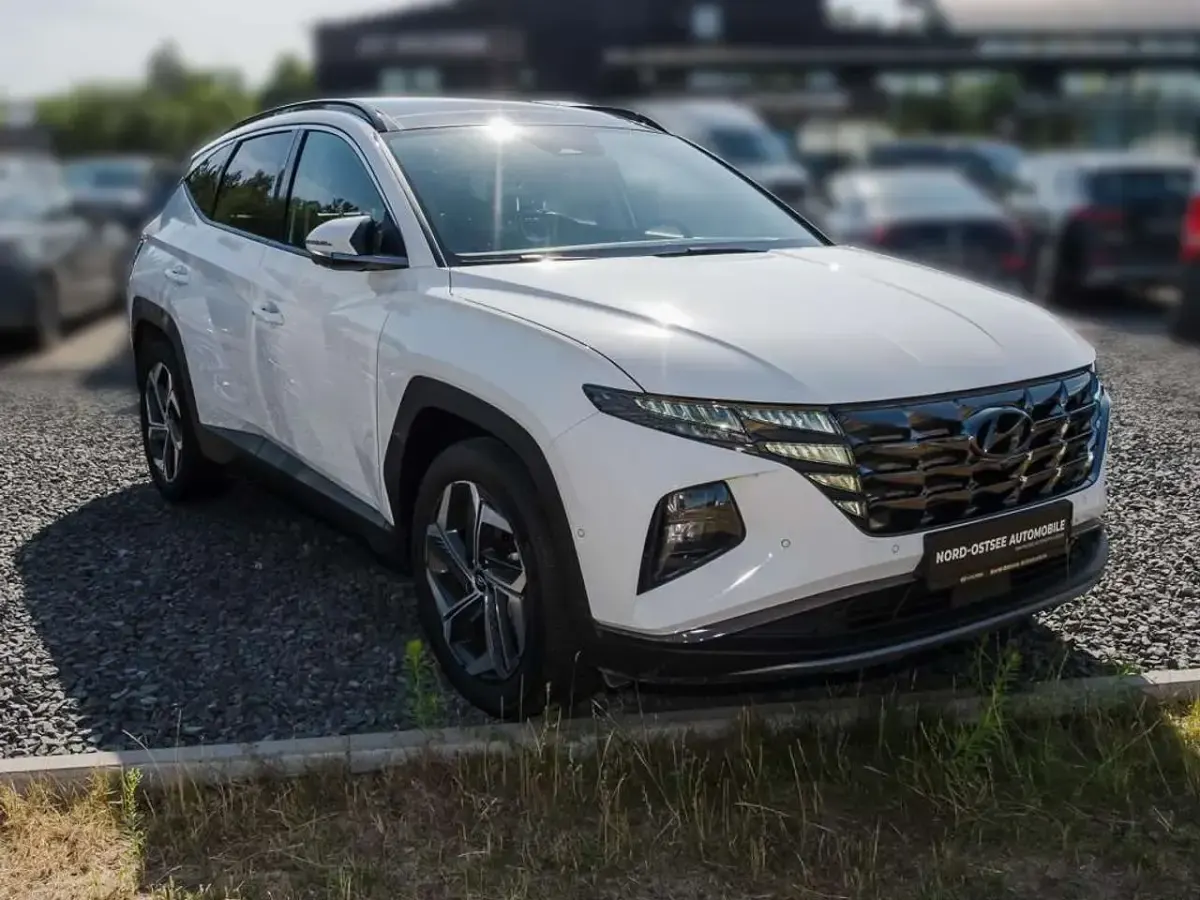 Gebraucht Hyundai Tucson Prime 230 PS (169 kW) 2024 Atlas white / sol SUV