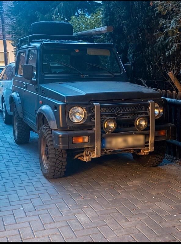 Second-hand Suzuki Samurai 64 CP (47 kW) 1986 Verde SUV
