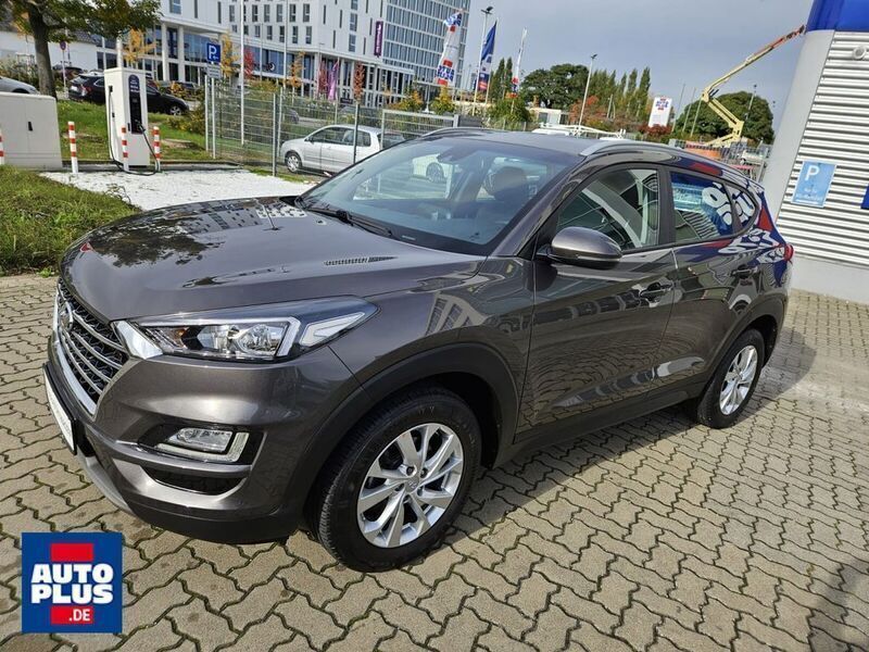 Grau Gebraucht 2019 Hyundai Tucson SUV | 17.899 € (Fairer Preis) - Bild 1/4