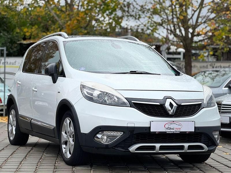 Weiß Gebraucht 2015 Renault Scénic Bose Edition Van / Kleinbus | 6.990 € - Bild 1/4