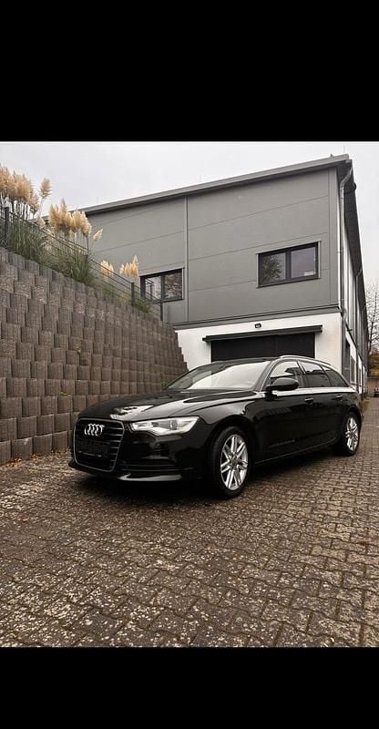 Gebraucht Audi A6 179 PS (131 kW) 2014 Schwarz Kombi