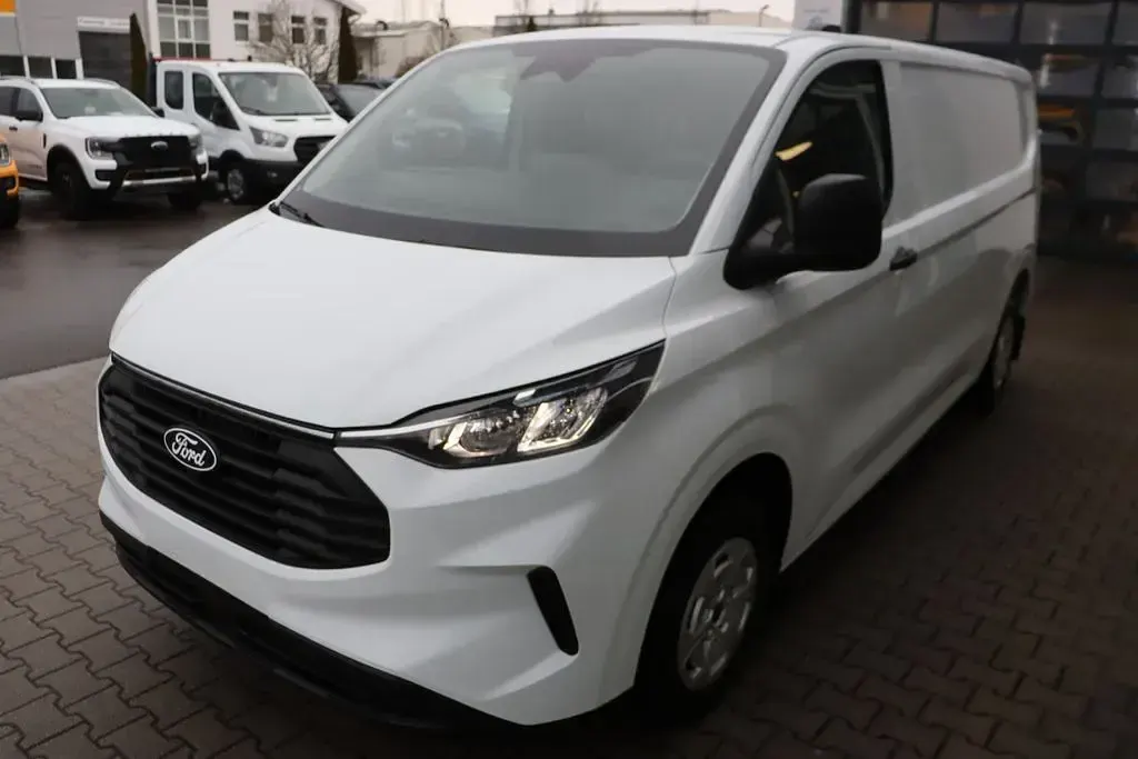 Nouvelle Ford Transit Custom Trend 150 ch (110 kW) 2026 Blanc Monospace