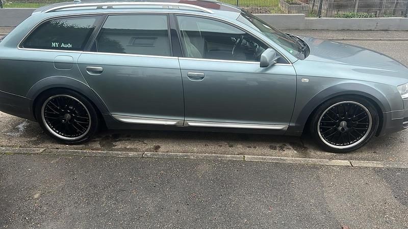 Grau Gebraucht 2006 Audi A6 Kombi | 10.500 € - Bild 1/4