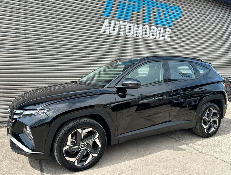 Schwarz Gebraucht 2022 Hyundai Tucson Basis SUV | 25.900 € (Superpreis) - Bild 1/4