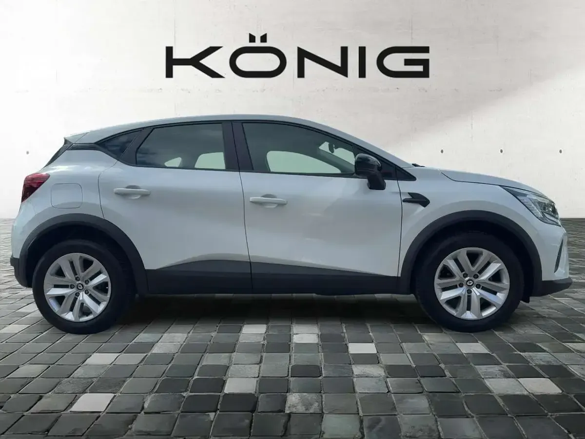 Używany Renault Captur Evolution 91 KM (66 kW) 2023 Biały SUV