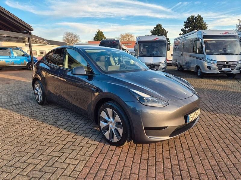 Gebraucht Tesla Model Y 219 kW (299 PS) 2023 Silber SUV