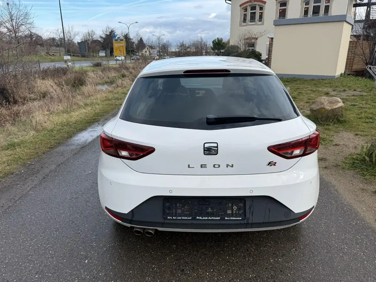Gebraucht Seat Leon FR 184 PS (135 kW) 2015 Weiß Coupé
