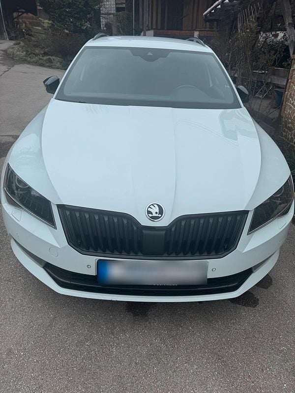 Gebraucht Skoda Superb SportLine 190 PS (139 kW) 2017 Weiß Kombi