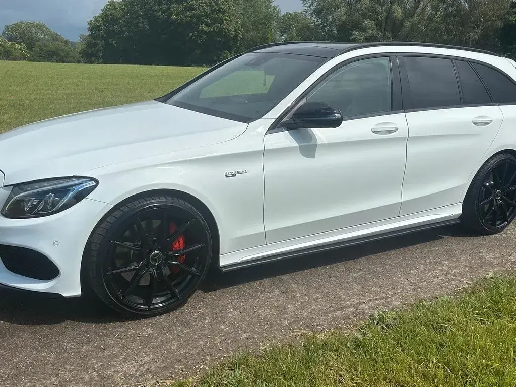 Gebraucht Mercedes C450 AMG AMG 367 PS (269 kW) 2016 Weiß Limousine