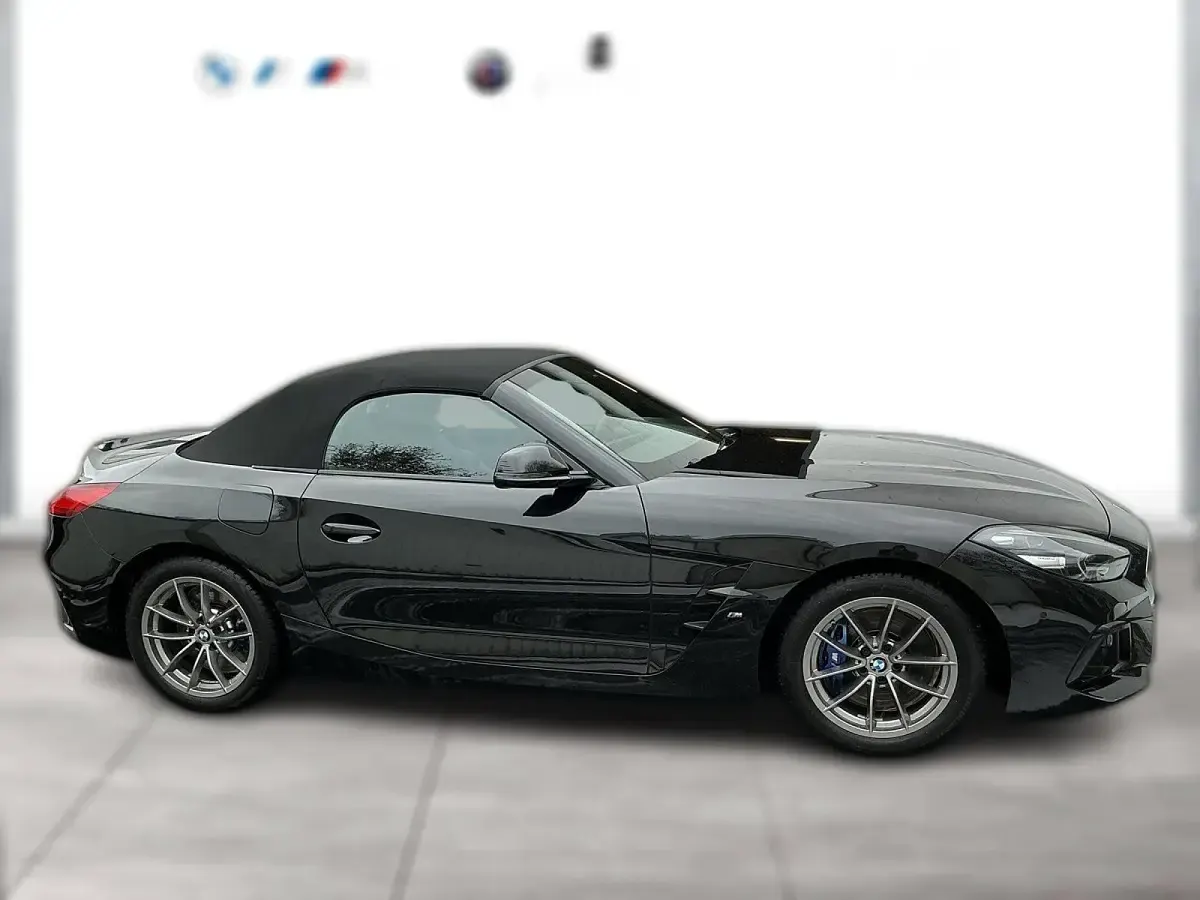 Brugt BMW Z4 Efficient Dynamics 258 HK (189 kW) 2025 Sort Cabriolet