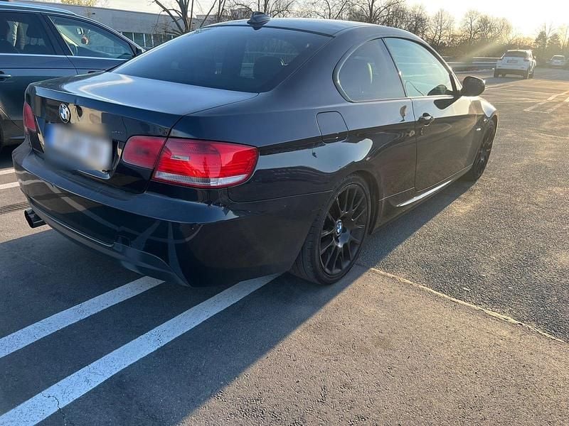 Second-hand BMW 320 184 CP (135 kW) 2010 Albastru Coupe