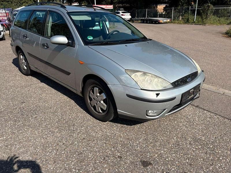 Silber Gebraucht 2003 Ford Focus Kombi | 450 € (Superpreis) - Bild 1/4