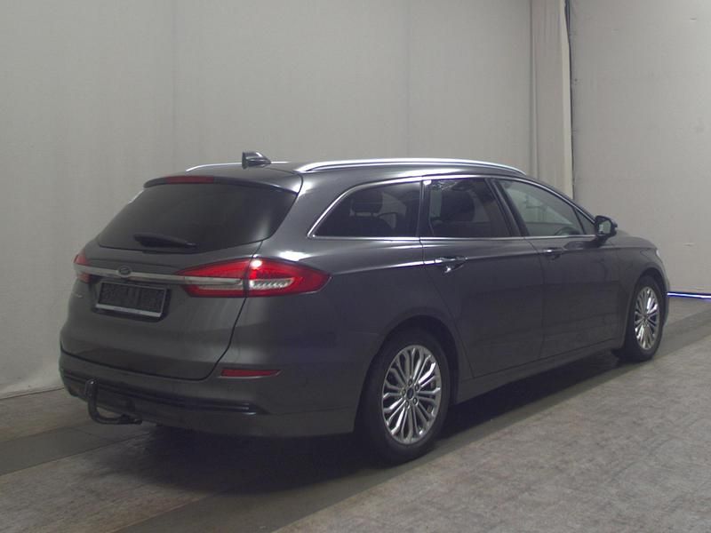 Gebraucht Ford Mondeo Titanium 150 PS (110 kW) 2021 Grau Kombi