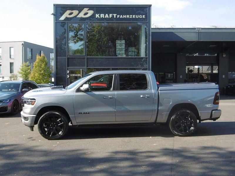 Silber Neu 2025 Dodge Ram Abholung | 76.950 € (Teuer) - Bild 1/4