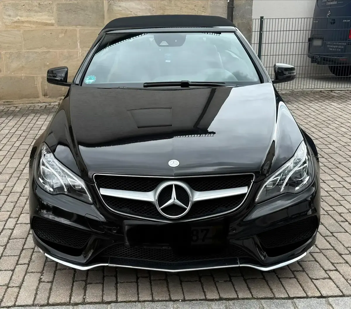 Second-hand Mercedes E250 204 CP (150 kW) 2014 Negru Cabrio
